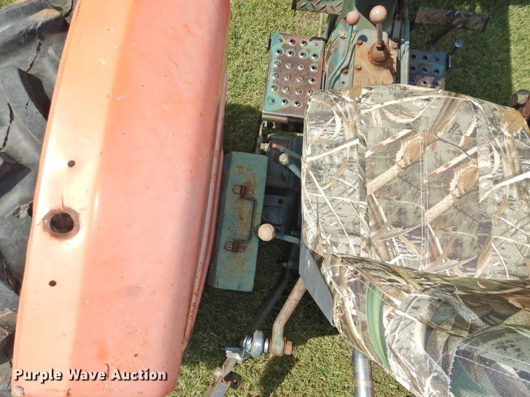 image for item DI0242 Kubota L260  tractor