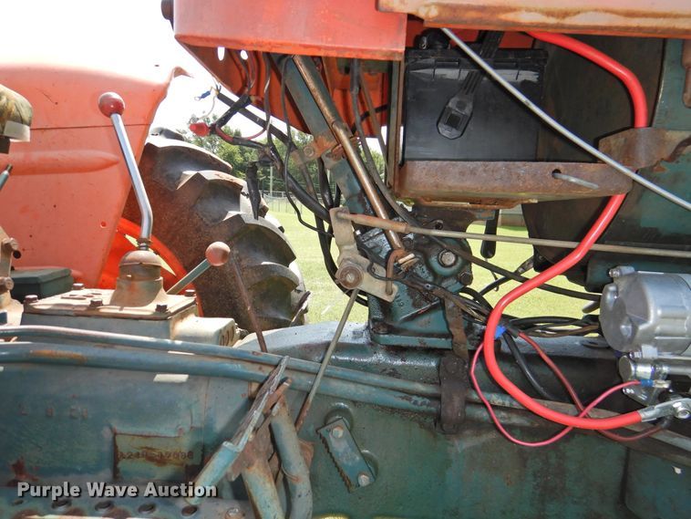 image for item DI0242 Kubota L260  tractor