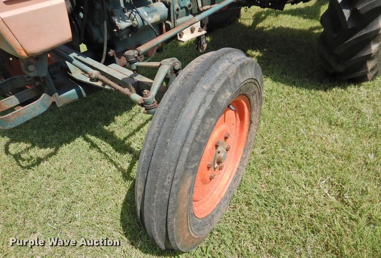 image for item DI0242 Kubota L260  tractor