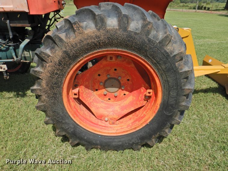 image for item DI0242 Kubota L260  tractor