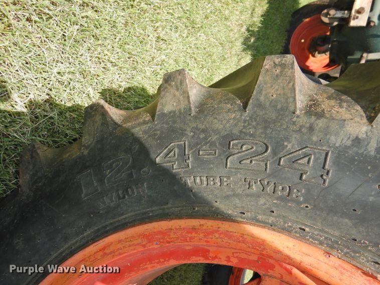 image for item DI0242 Kubota L260  tractor