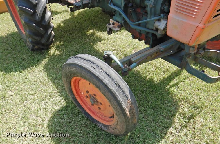 image for item DI0242 Kubota L260  tractor