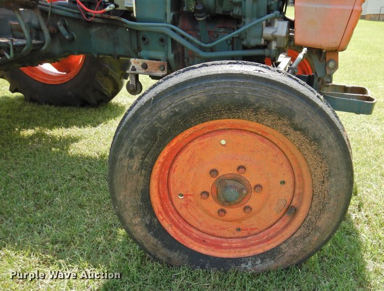image for item DI0242 Kubota L260  tractor