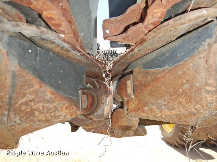 image for item DI0247 2009 Geringhoff RD1200/B corn head