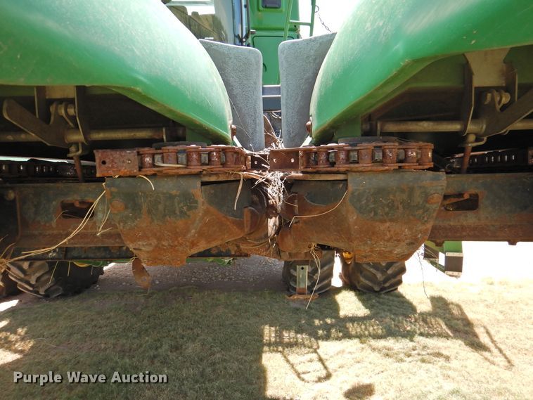 image for item DI0247 2009 Geringhoff RD1200/B corn head