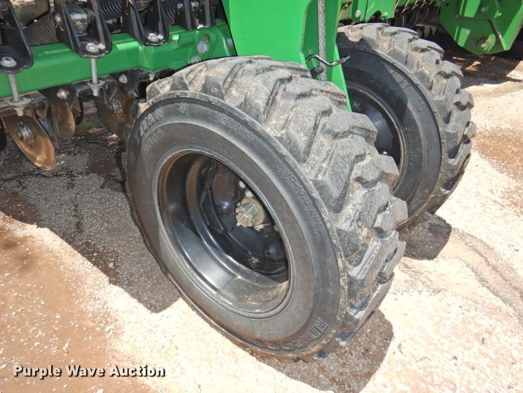 image for item DI0248 2005 Great Plains 3S-4000 grain drill