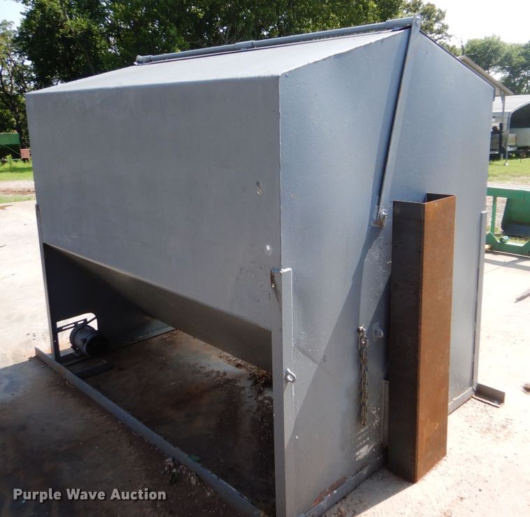 image for item DI0260 Bar-Six cake feeder