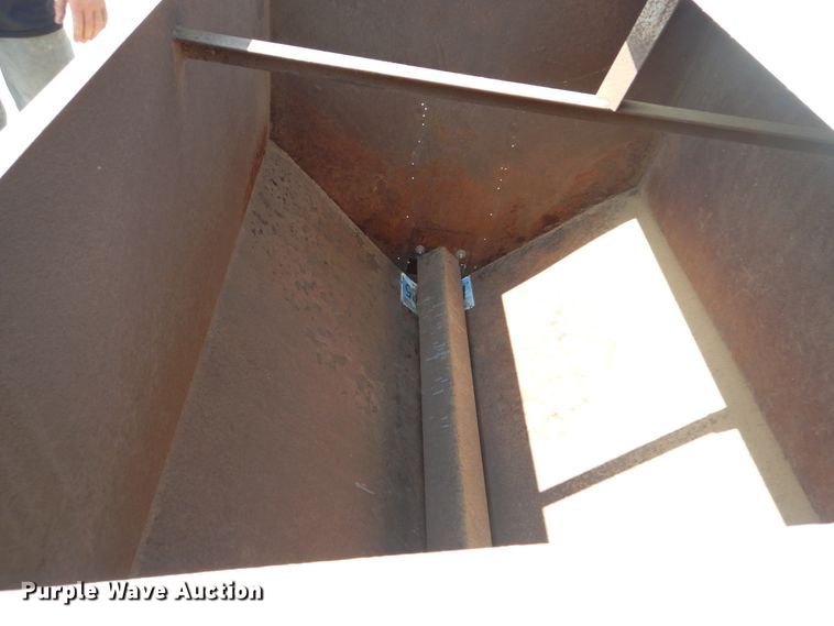 image for item DI0260 Bar-Six cake feeder