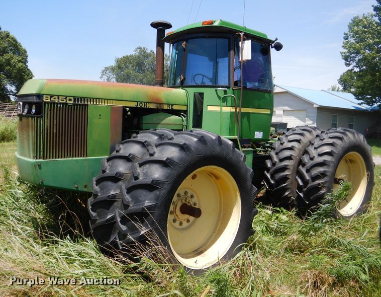 image for item DI0274 1983 John Deere 8450  4WD tractor