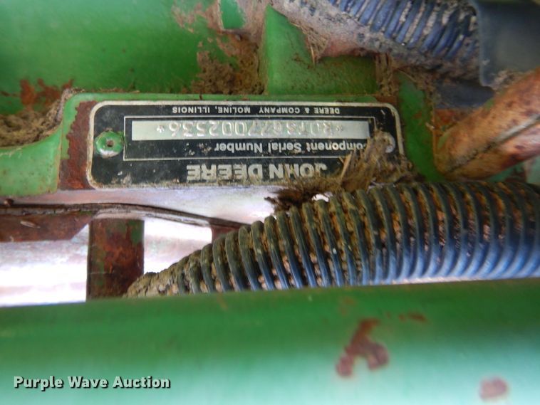 image for item DI0274 1983 John Deere 8450  4WD tractor