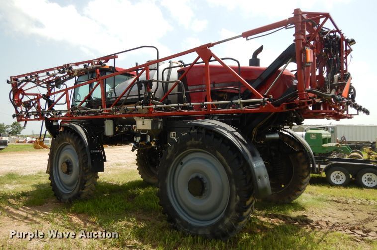 image for item DI5267 2011 Case IH Patriot 3330 sprayer