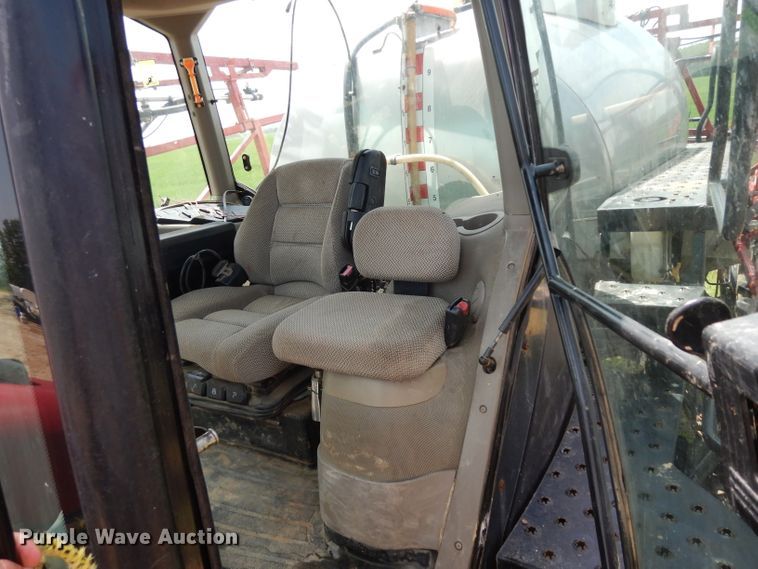 image for item DI5267 2011 Case IH Patriot 3330 sprayer