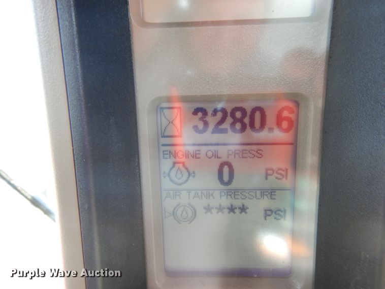 image for item DI5267 2011 Case IH Patriot 3330 sprayer