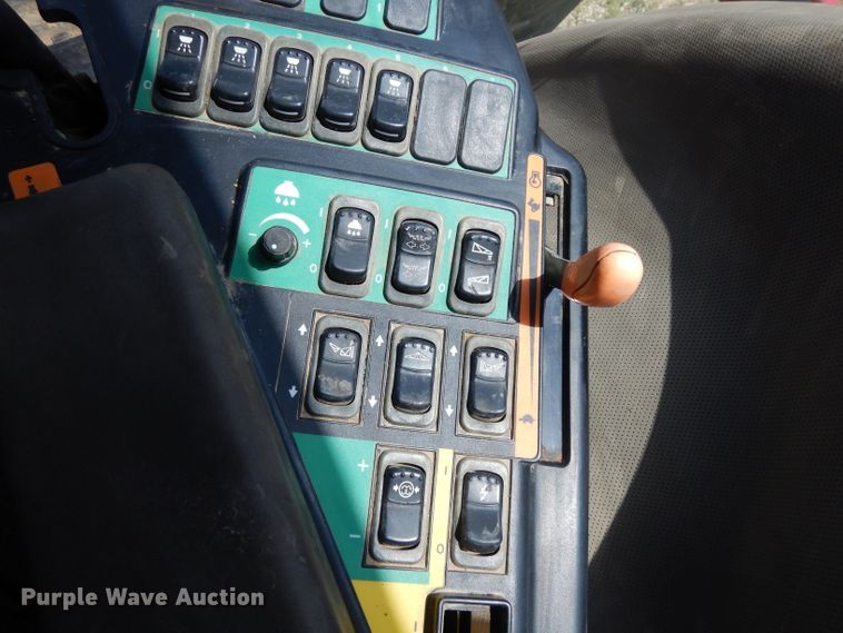 image for item DI5267 2011 Case IH Patriot 3330 sprayer