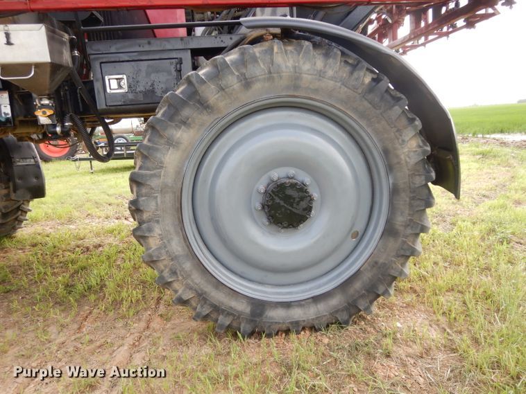 image for item DI5267 2011 Case IH Patriot 3330 sprayer