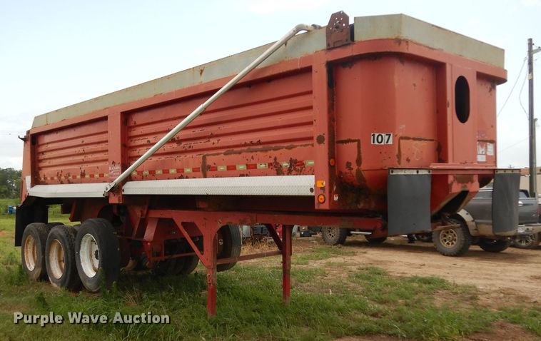 image for item DI5271 2006 Clement HL2626-3 end dump trailer