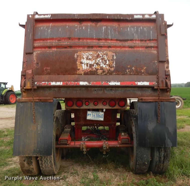 image for item DI5271 2006 Clement HL2626-3 end dump trailer