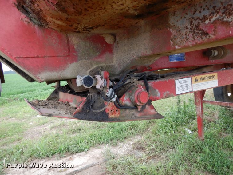 image for item DI5271 2006 Clement HL2626-3 end dump trailer