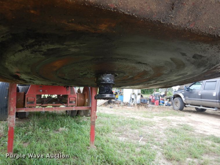 image for item DI5271 2006 Clement HL2626-3 end dump trailer