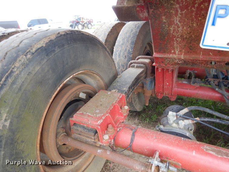 image for item DI5271 2006 Clement HL2626-3 end dump trailer