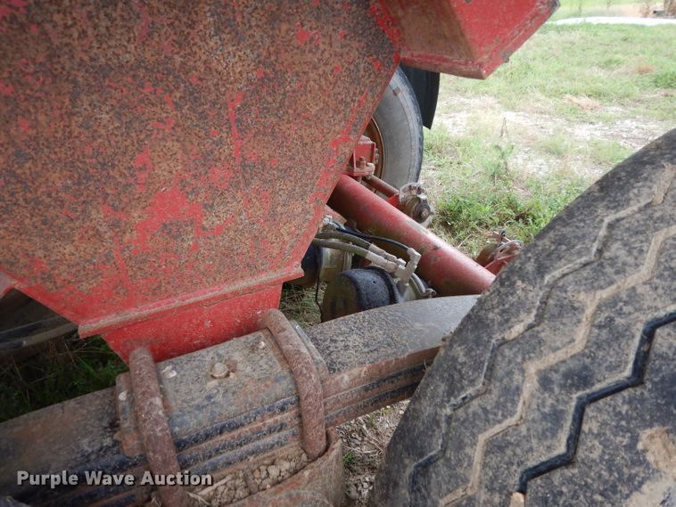 image for item DI5271 2006 Clement HL2626-3 end dump trailer