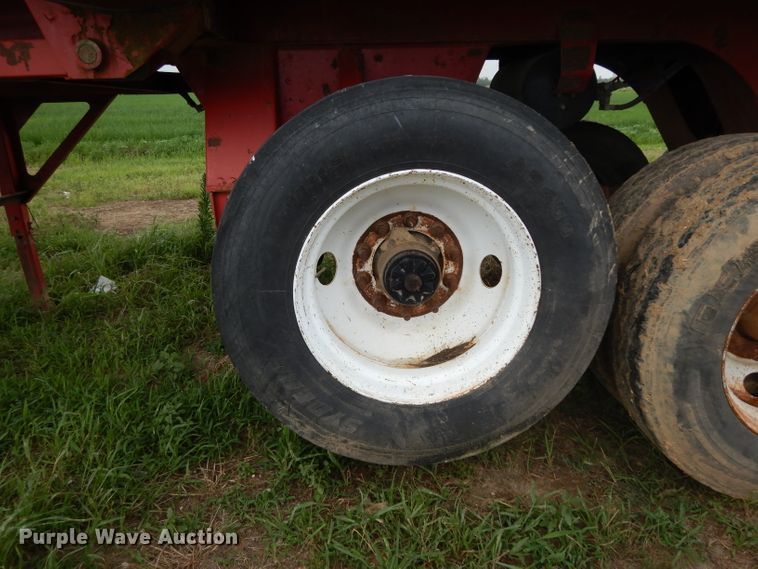 image for item DI5271 2006 Clement HL2626-3 end dump trailer