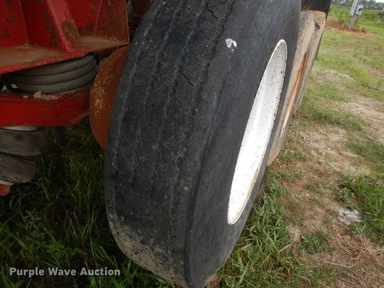 image for item DI5271 2006 Clement HL2626-3 end dump trailer