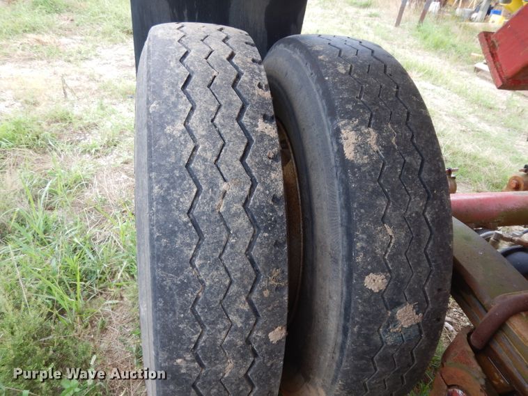 image for item DI5271 2006 Clement HL2626-3 end dump trailer