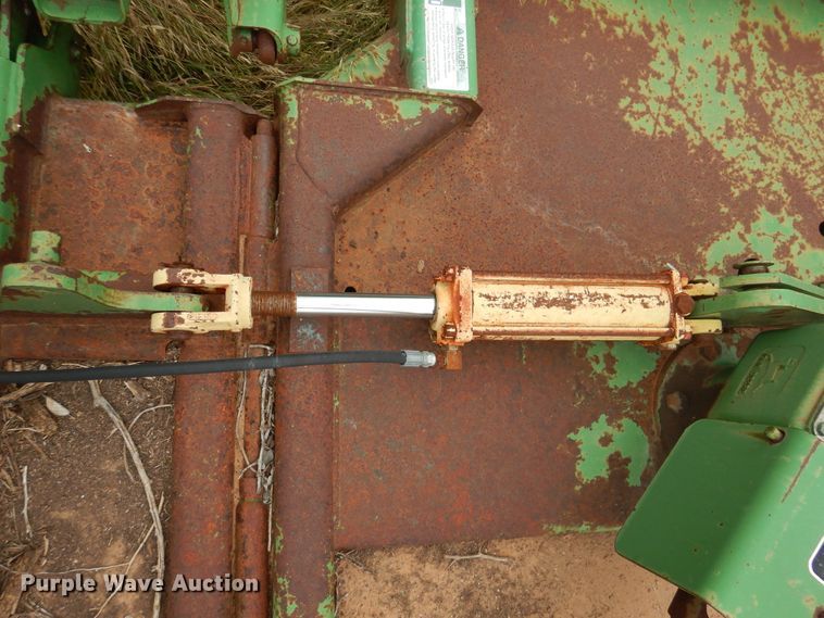 image for item GE9448 John Deere 1518 batwing rotary mower