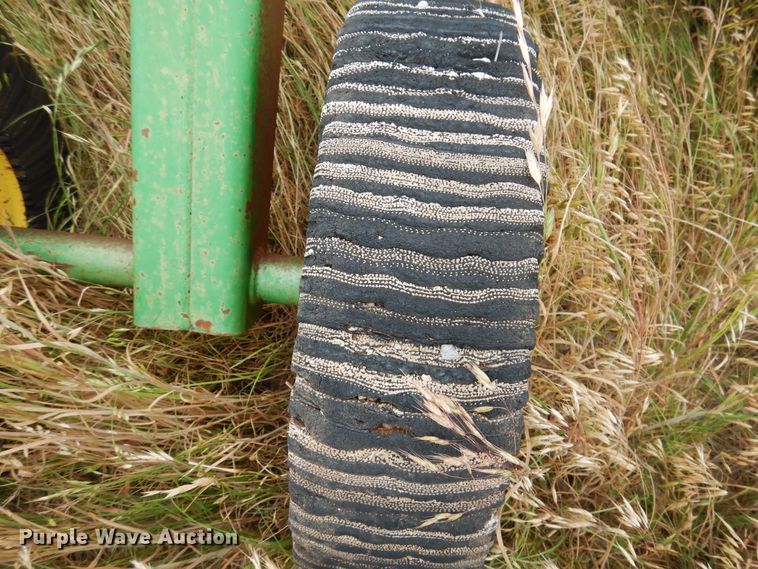 image for item GE9448 John Deere 1518 batwing rotary mower