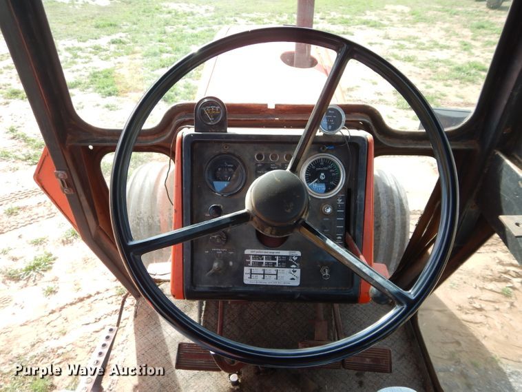 image for item GK9123 1975 Allis Chalmers AC7060 tractor