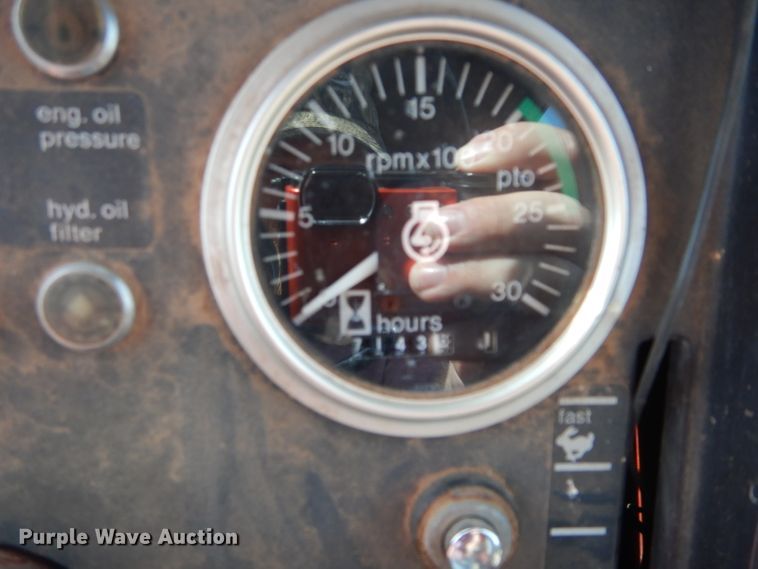 image for item GK9123 1975 Allis Chalmers AC7060 tractor