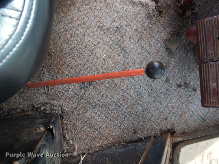 image for item GK9123 1975 Allis Chalmers AC7060 tractor