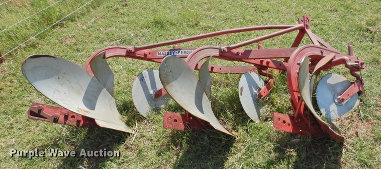 image for item GN9957 Massey-Ferguson 72 three bottom plow