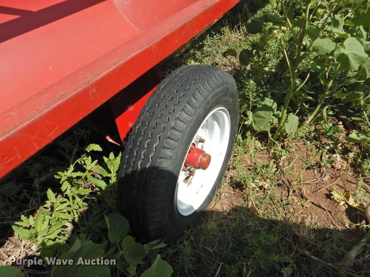 image for item GN9959 Feed Train mobile feed bunks