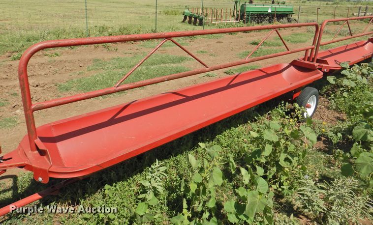 image for item GN9959 Feed Train mobile feed bunks