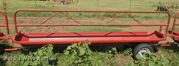 image for item GN9959 Feed Train mobile feed bunks
