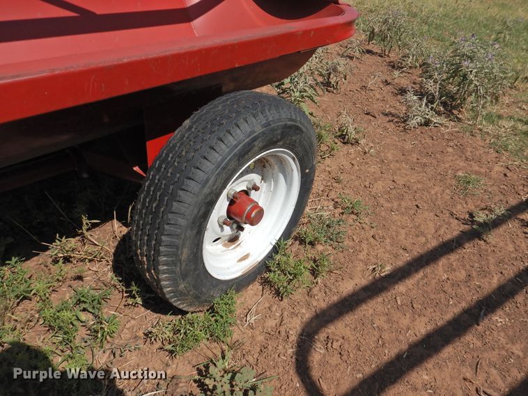 image for item GN9959 Feed Train mobile feed bunks