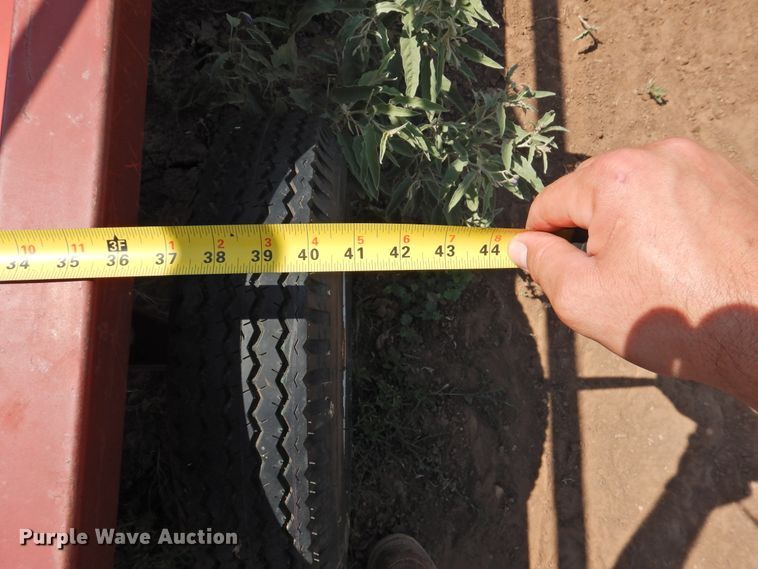 image for item GN9959 Feed Train mobile feed bunks