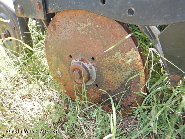 image for item GN9960 Great Plains 3PD20-3407930131 grain drill