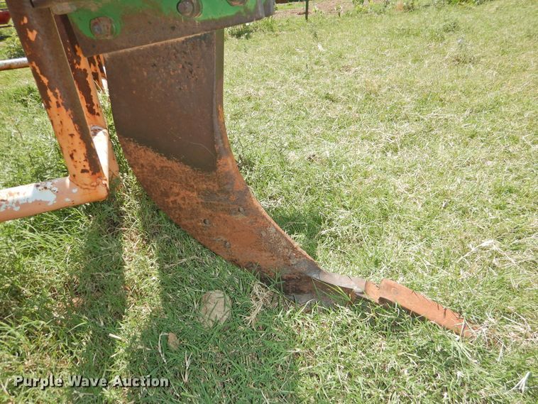 image for item GN9961 John Deere E0090 V-ripper