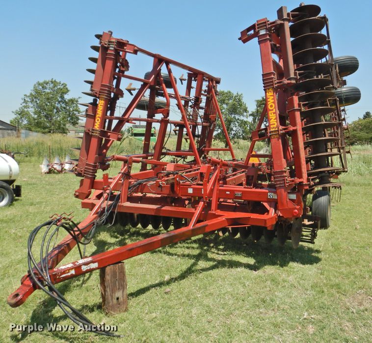 image for item GN9963 1997 Sunflower 6432-27 land finisher