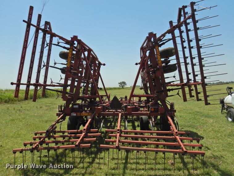 image for item GN9963 1997 Sunflower 6432-27 land finisher