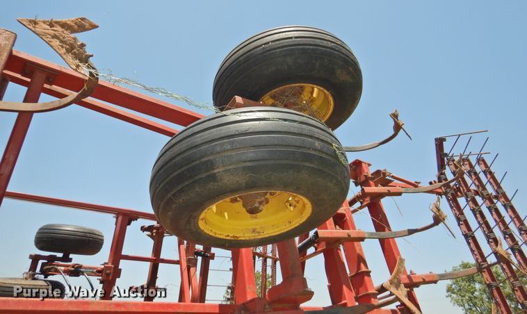 image for item GN9963 1997 Sunflower 6432-27 land finisher