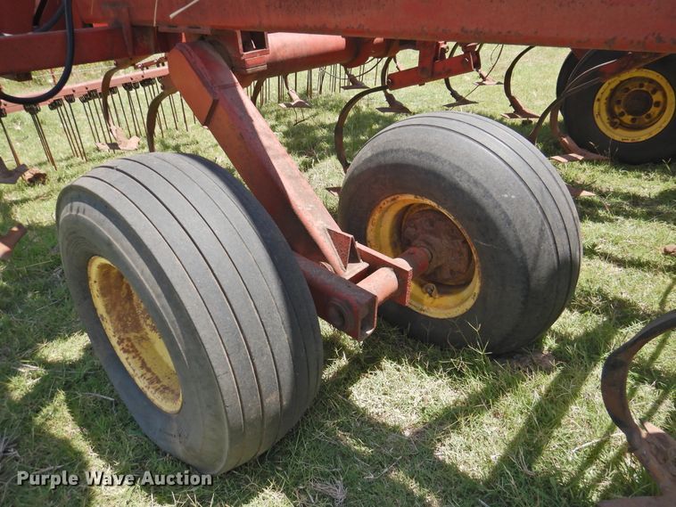 image for item GN9963 1997 Sunflower 6432-27 land finisher