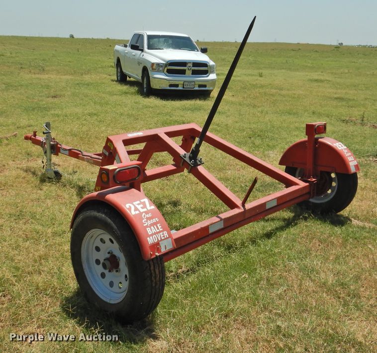 image for item GN9965 2EZ One Spear Bale Mover hay dolly