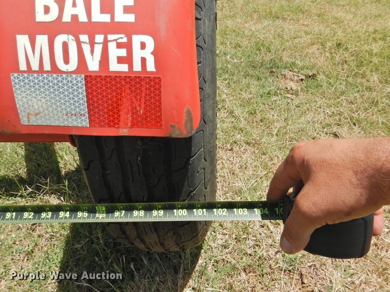 image for item GN9965 2EZ One Spear Bale Mover hay dolly