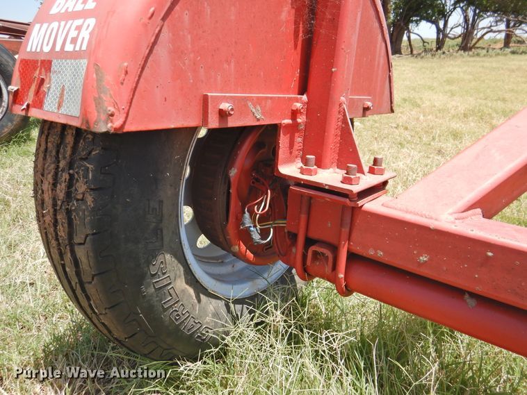 image for item GN9965 2EZ One Spear Bale Mover hay dolly