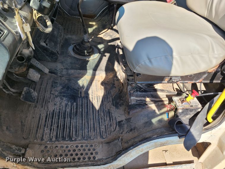 image for item GT9210 1999 Freightliner FL70  feed delivery truck