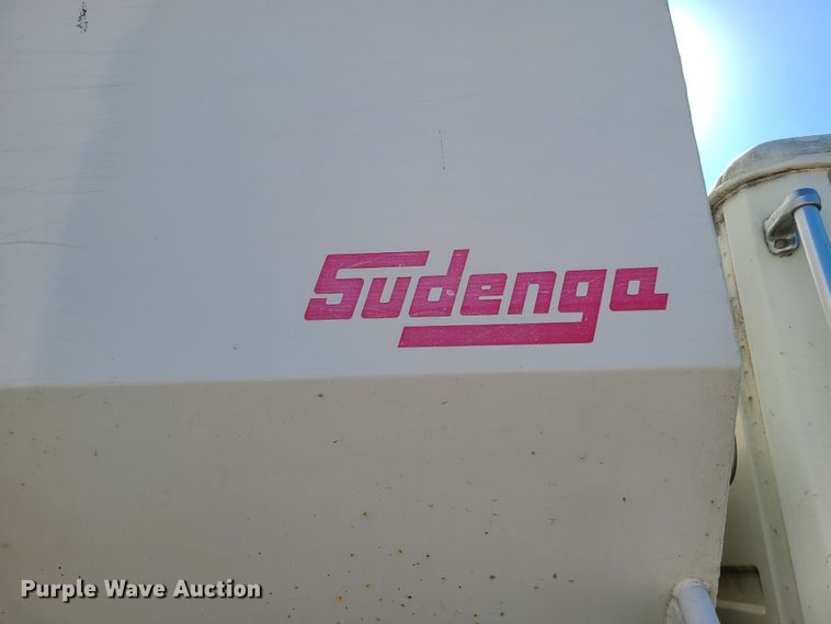 image for item GT9210 1999 Freightliner FL70  feed delivery truck